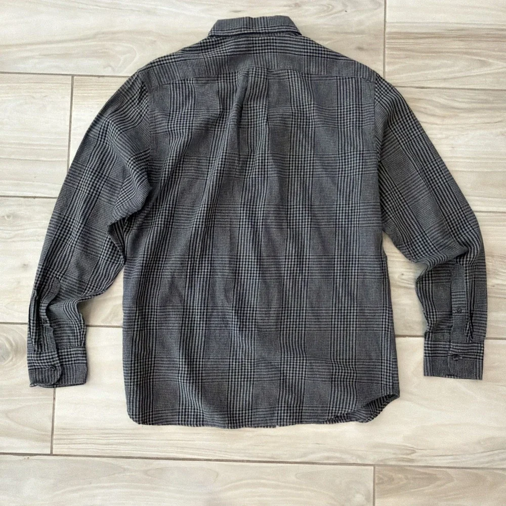 J Cew Slim Button Down Shirt Mens Size Medium M Untucked Check Plaid Long Sleeve